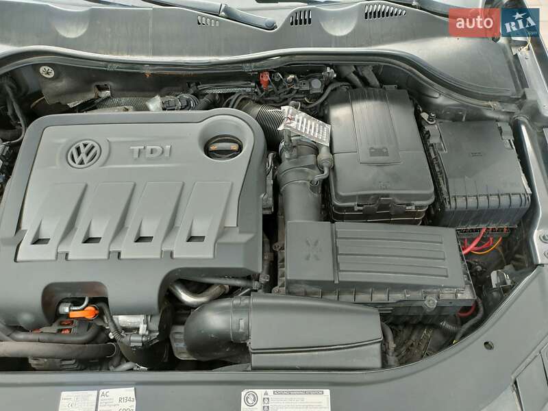 Volkswagen Passat 2011