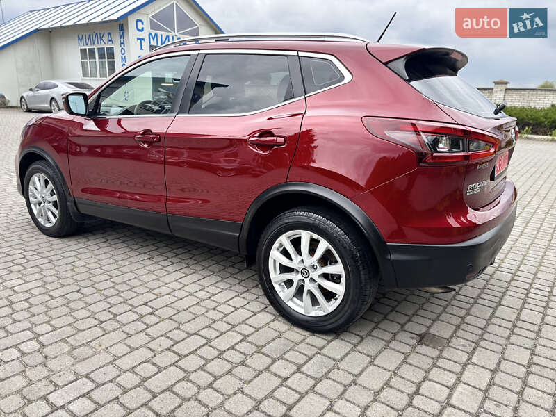 Nissan Rogue Sport 2021