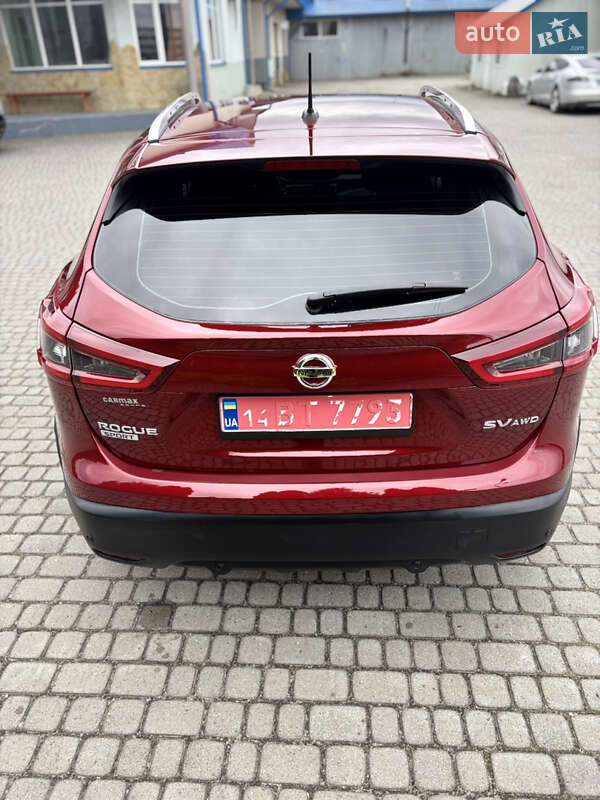 Nissan Rogue Sport 2021