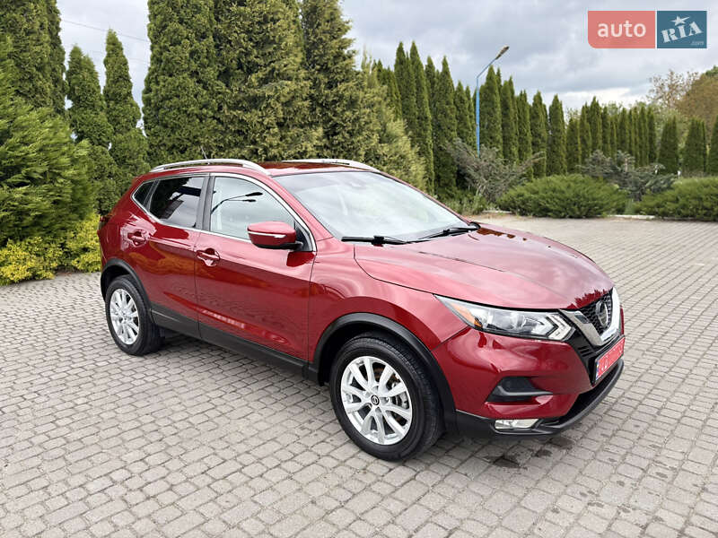 Nissan Rogue Sport 2021