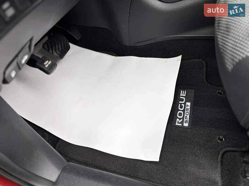 Nissan Rogue Sport 2021