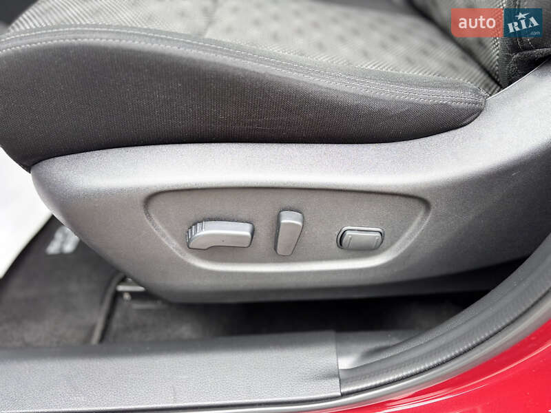 Nissan Rogue Sport 2021