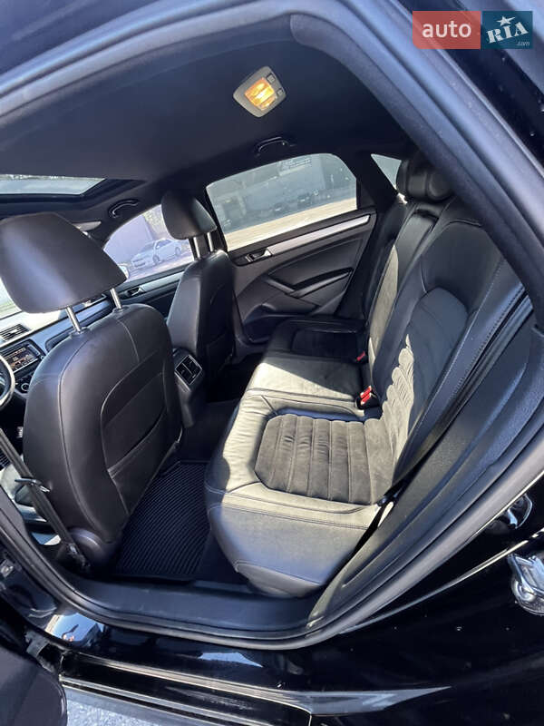 Volkswagen Passat 2012