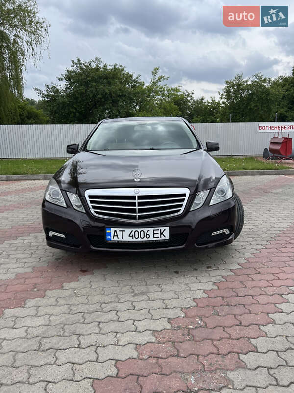Mercedes-Benz E-Class 2009