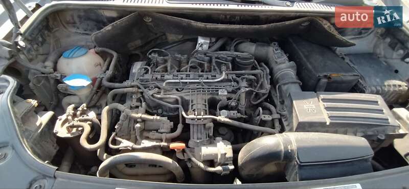 Volkswagen Caddy 2011