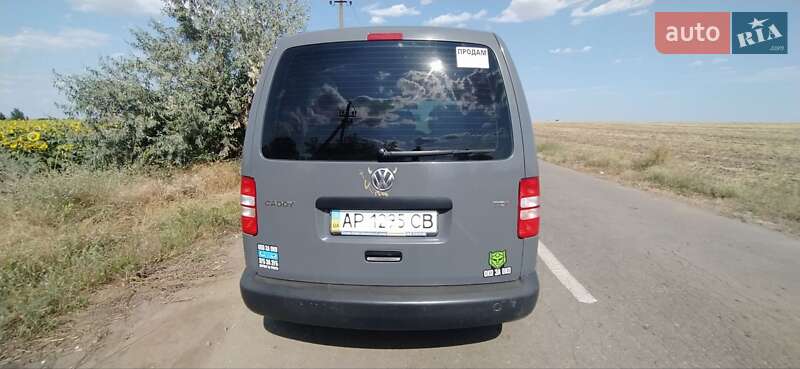 Volkswagen Caddy 2011