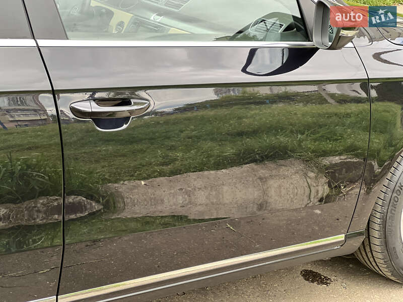 Volkswagen Passat 2011