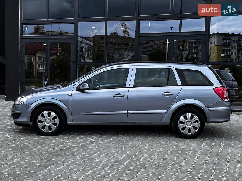 Opel Astra 2009