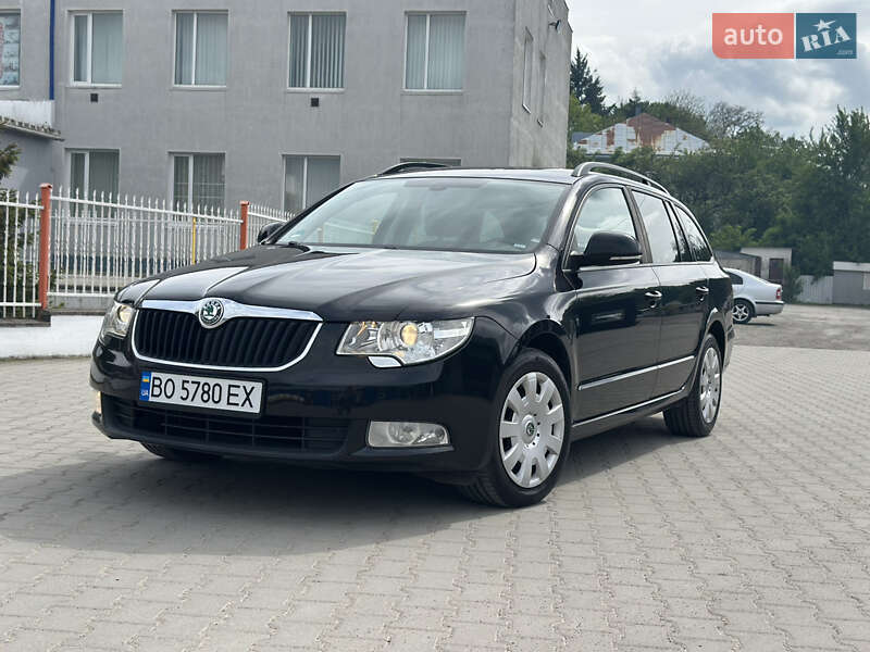 Skoda Superb 2011