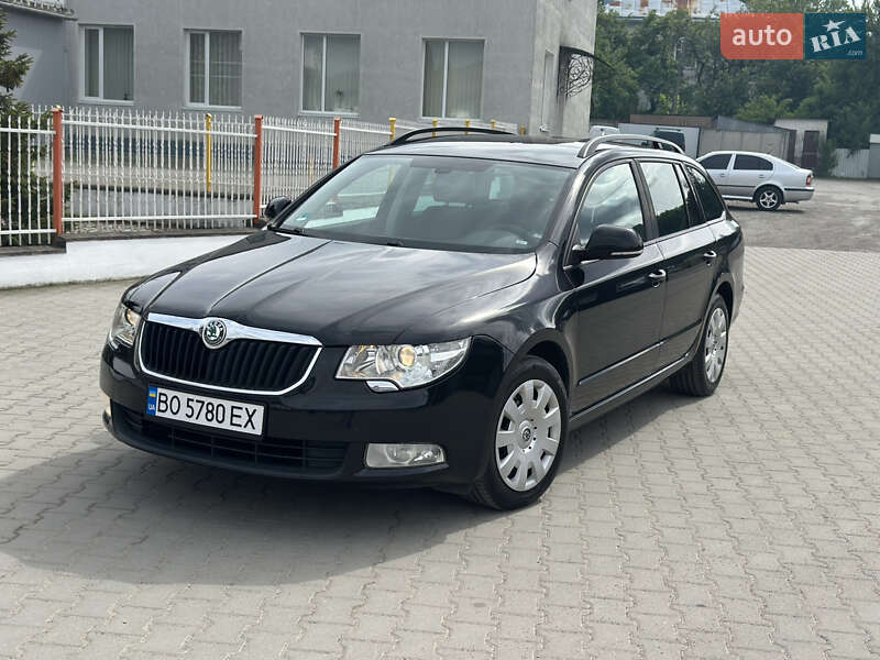 Skoda Superb 2011