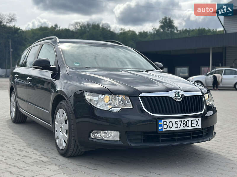 Skoda Superb 2011