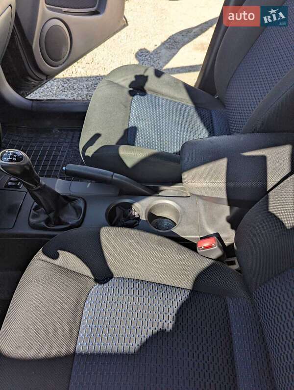 Mitsubishi Outlander 2008