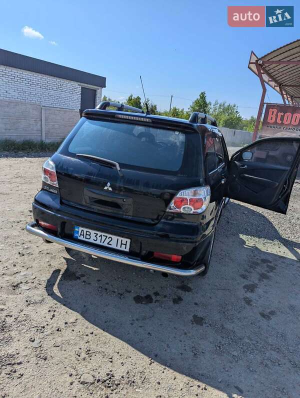 Mitsubishi Outlander 2008