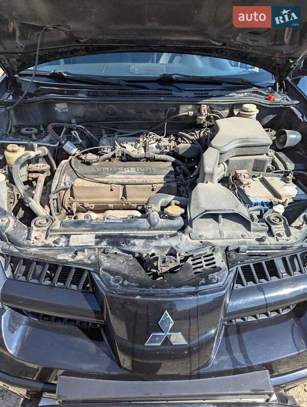 Mitsubishi Outlander 2008