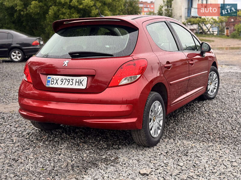 Peugeot 207 2010