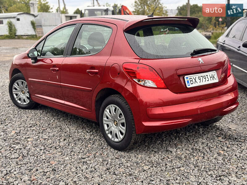 Peugeot 207 2010