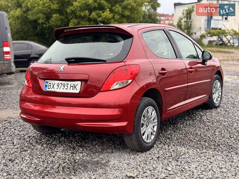Peugeot 207 2010
