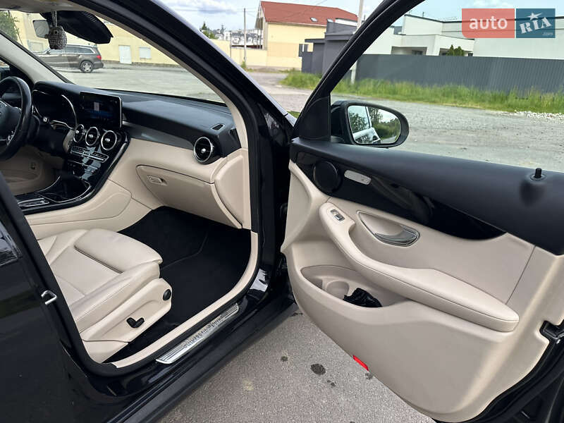 Mercedes-Benz GLC-Class 2020