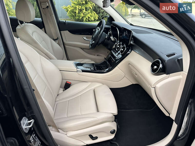 Mercedes-Benz GLC-Class 2020