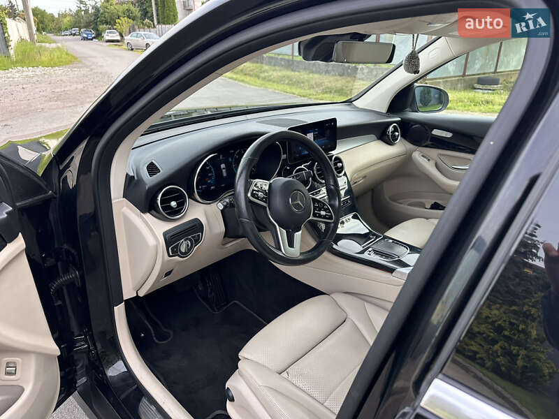 Mercedes-Benz GLC-Class 2020