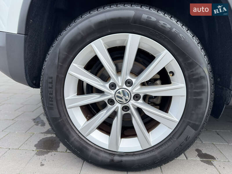 Volkswagen Tiguan 2015