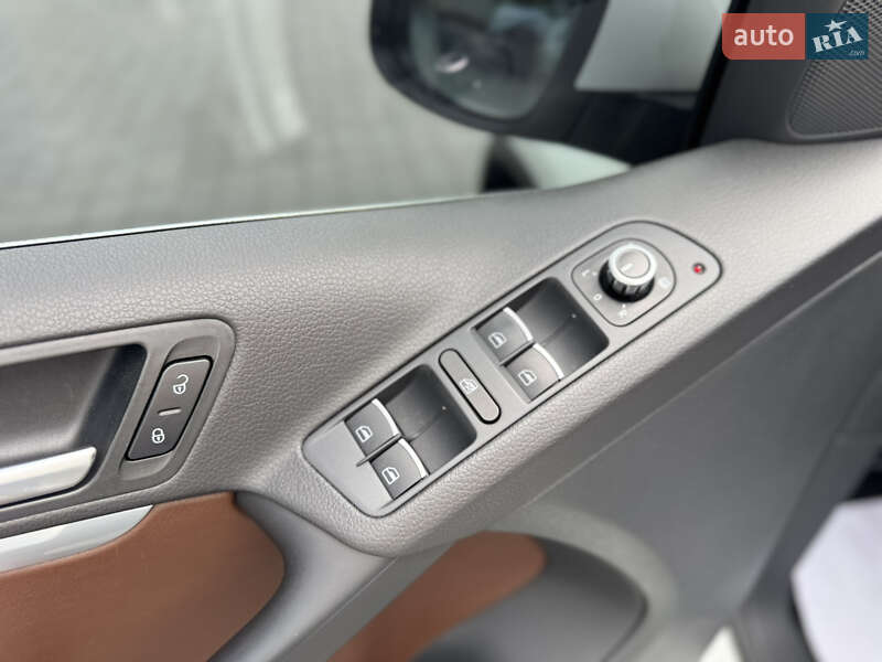 Volkswagen Tiguan 2015