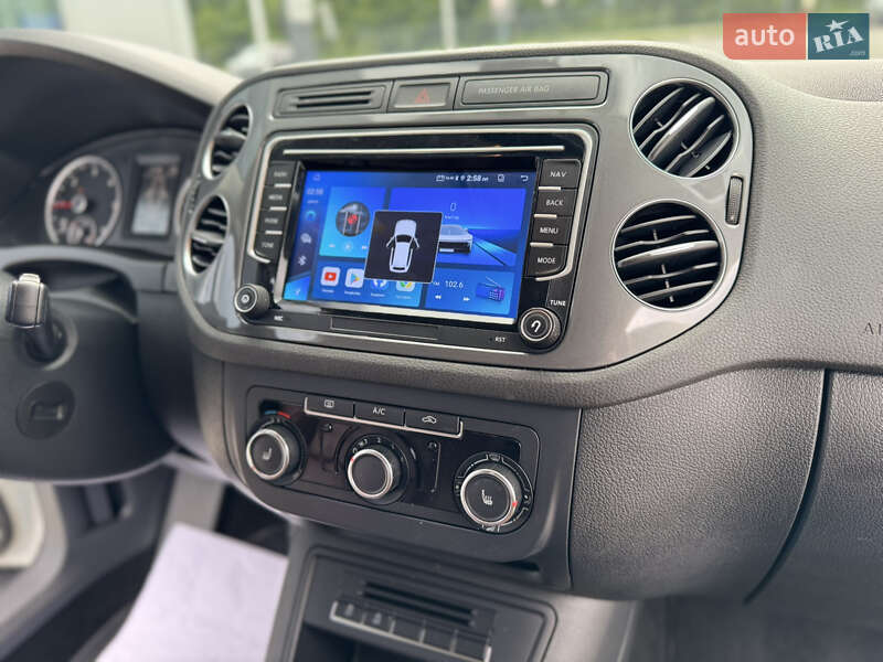 Volkswagen Tiguan 2015