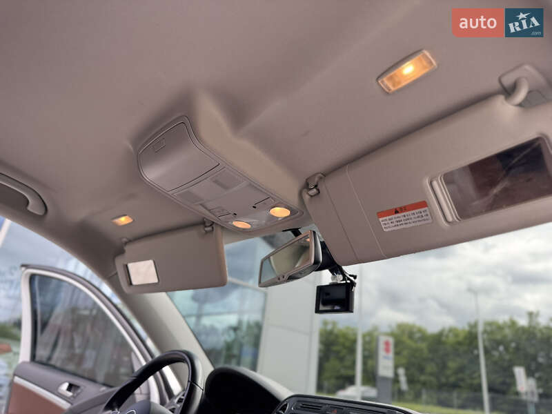 Volkswagen Tiguan 2015