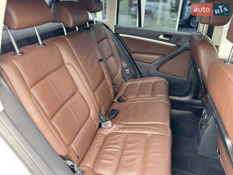 Volkswagen Tiguan 2015