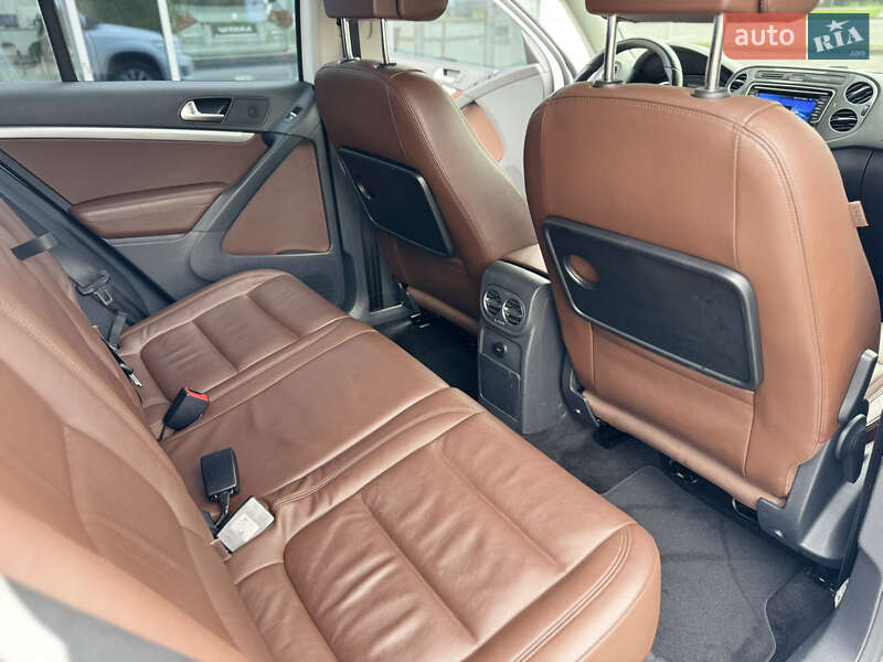 Volkswagen Tiguan 2015