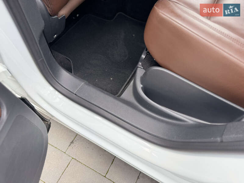 Volkswagen Tiguan 2015