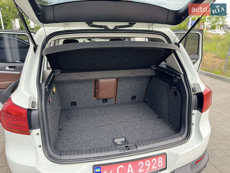 Volkswagen Tiguan 2015