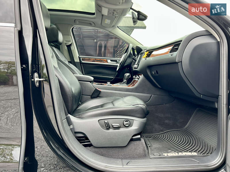 Volkswagen Touareg 2012