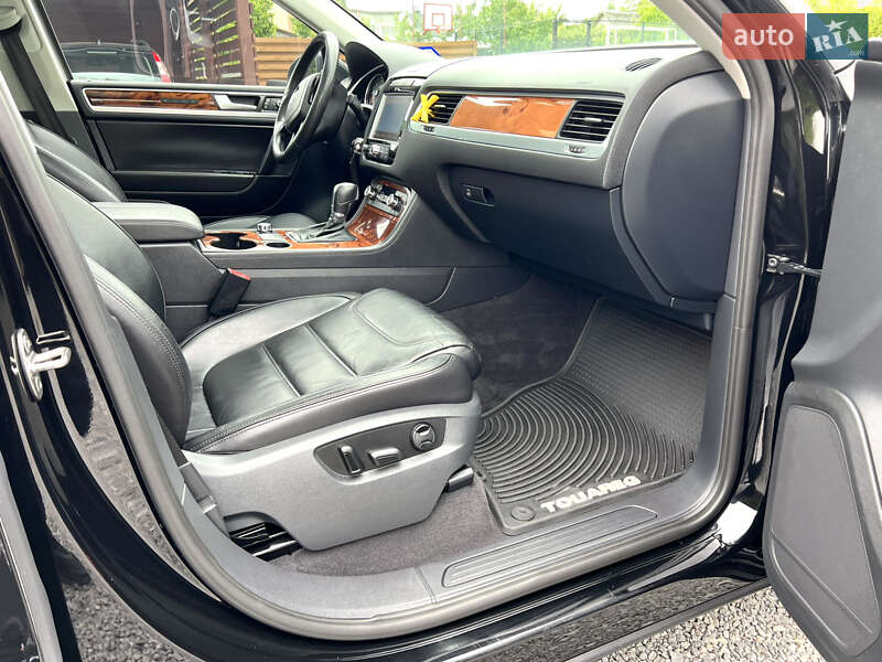 Volkswagen Touareg 2012