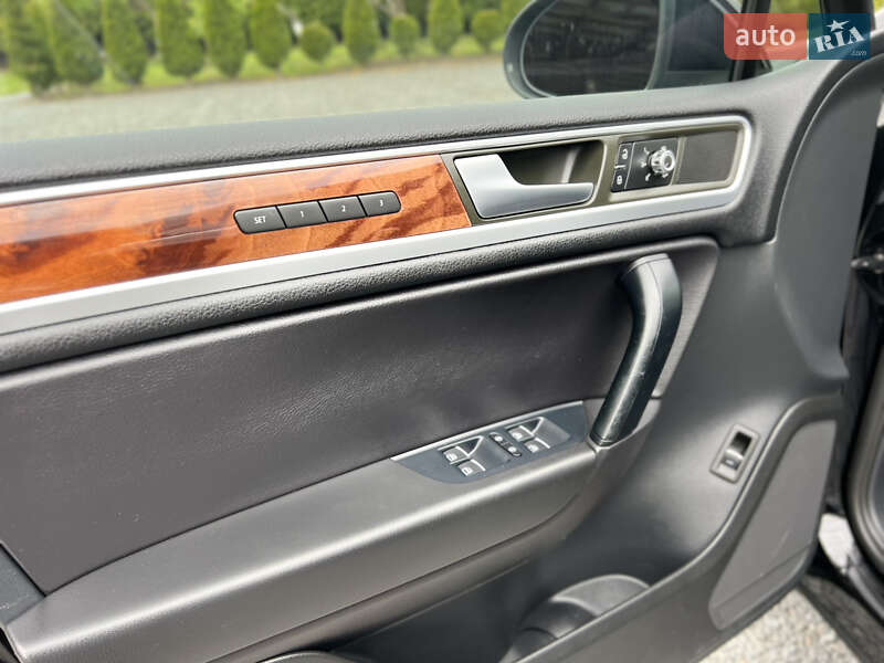 Volkswagen Touareg 2012