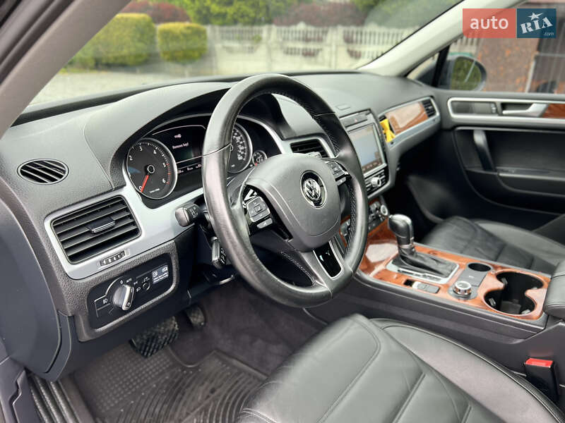 Volkswagen Touareg 2012