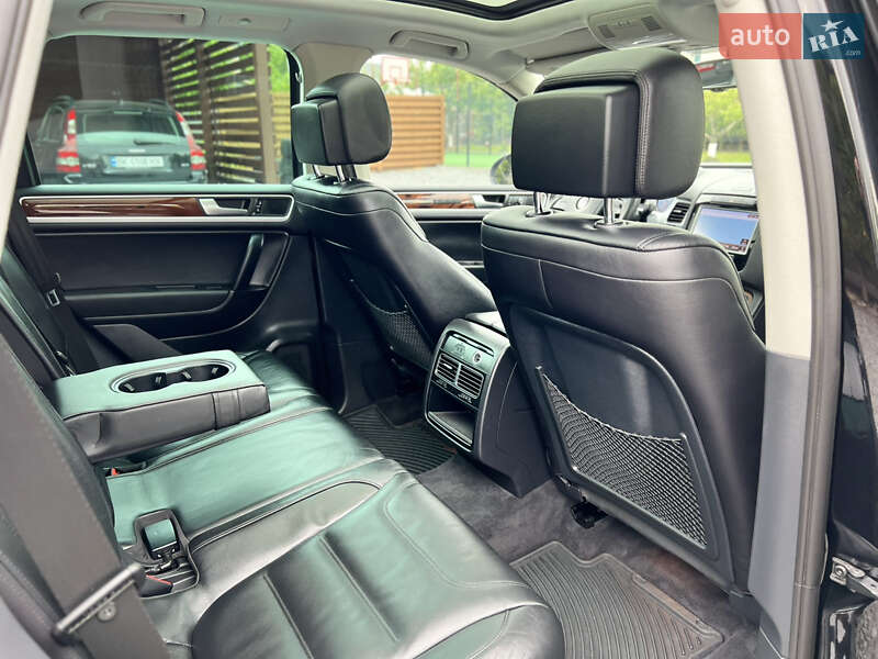 Volkswagen Touareg 2012