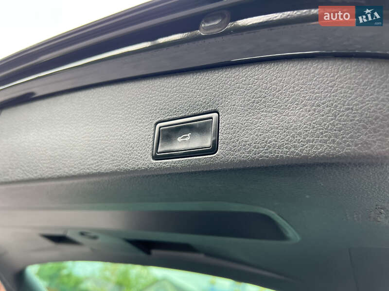 Volkswagen Touareg 2012