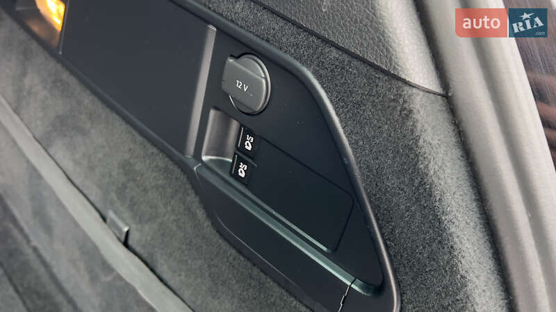 Volkswagen Touareg 2012