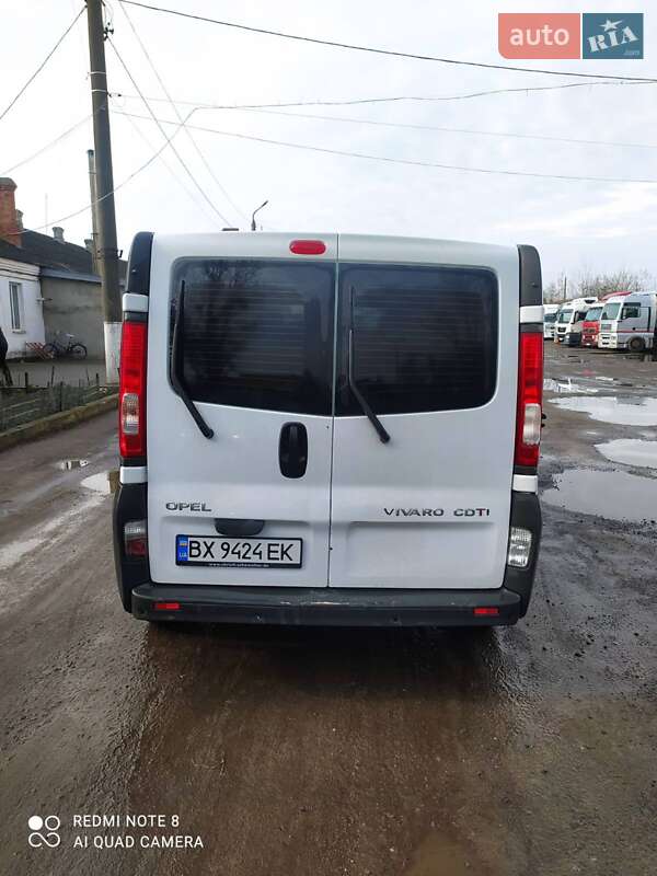 Opel Vivaro 2012