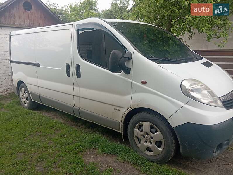 Opel Vivaro 2012