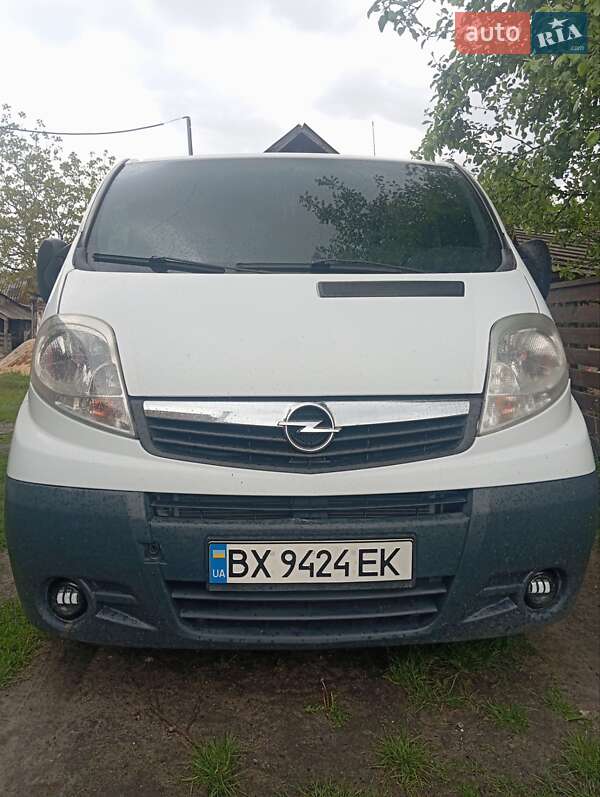 Opel Vivaro 2012