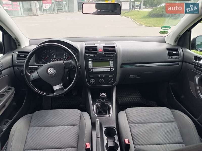 Volkswagen Golf 2008