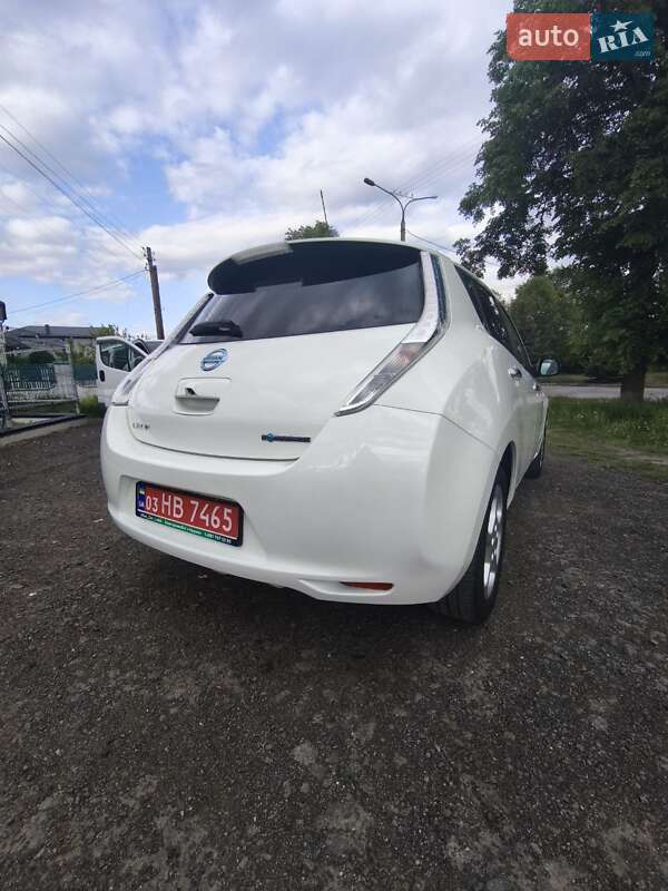 Nissan Leaf 2017