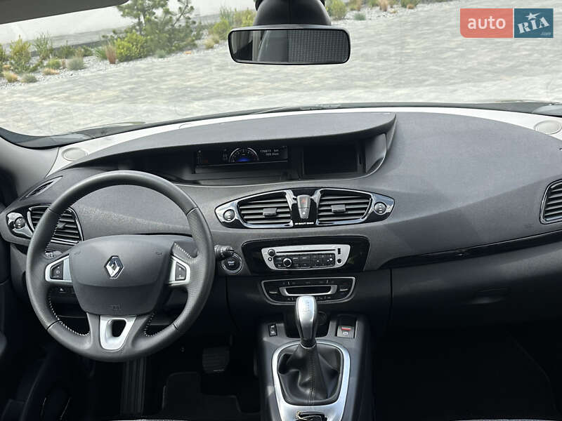 Renault Scenic 2012