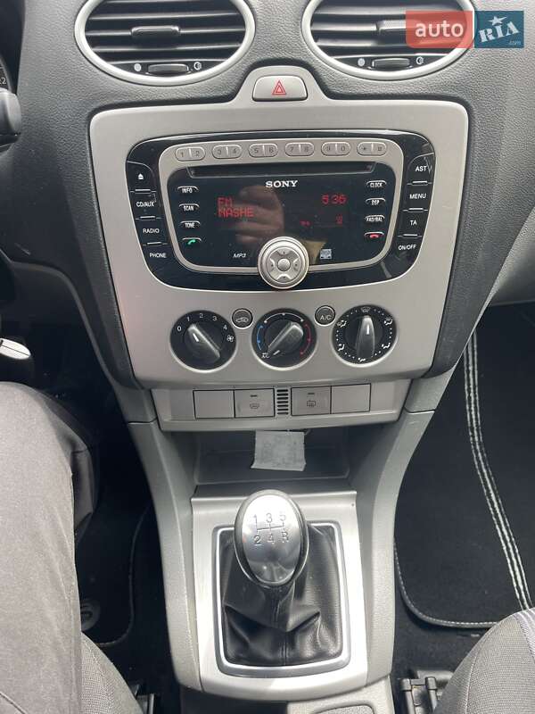 Ford Focus 2010