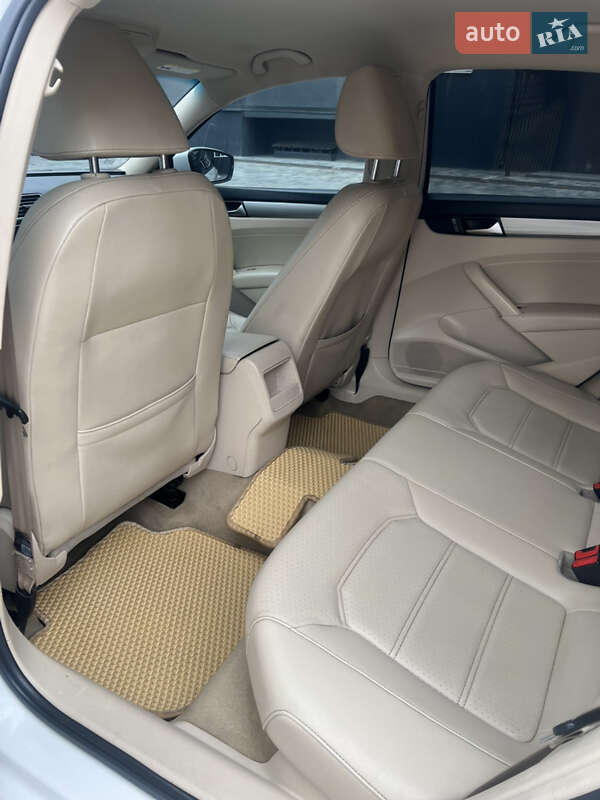 Volkswagen Passat 2014