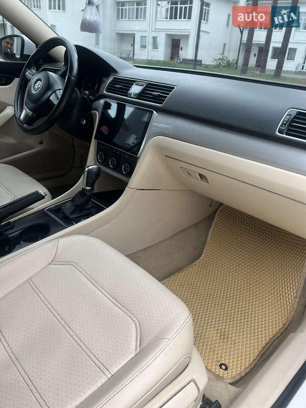 Volkswagen Passat 2014