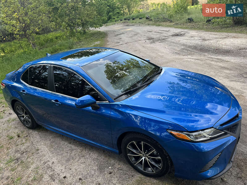 Toyota Camry 2018