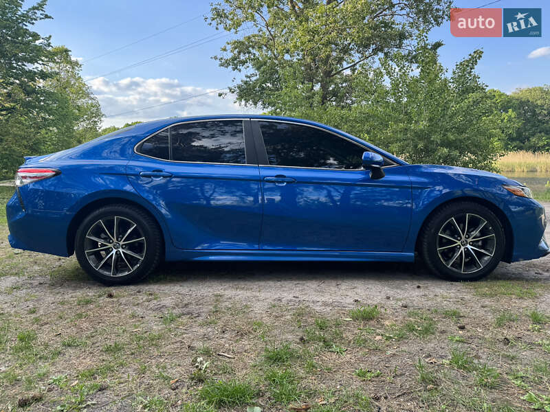 Toyota Camry 2018